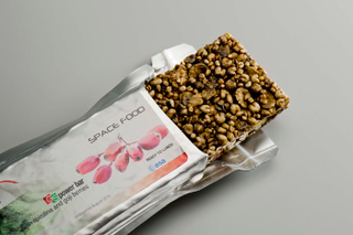 Illustration for article titled Stock Up On Spirulina For Snacks and Fresh Air On Deep Space Missions